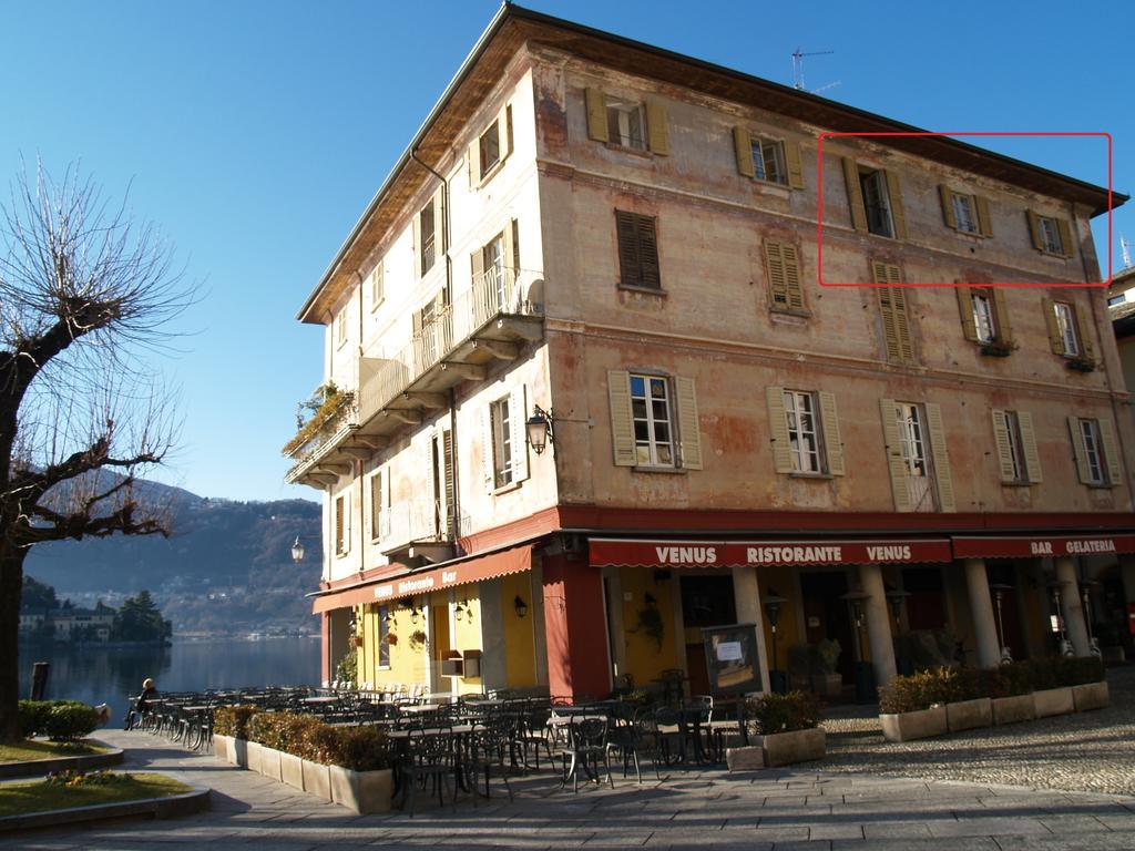 -Ortaflats- Appartamenti Imbarcadero & Palazzotto Orta San Giulio Rum bild