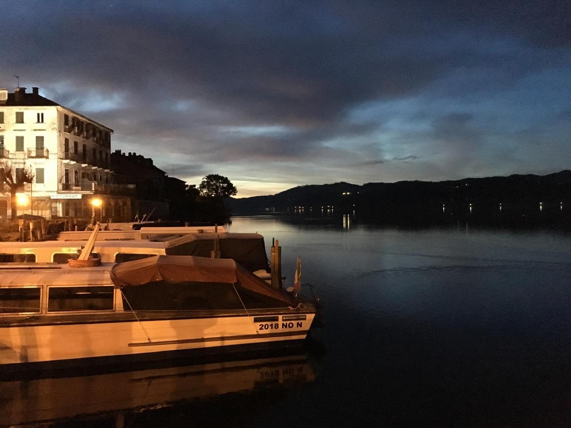 -Ortaflats- Appartamenti Imbarcadero & Palazzotto Orta San Giulio Exteriör bild