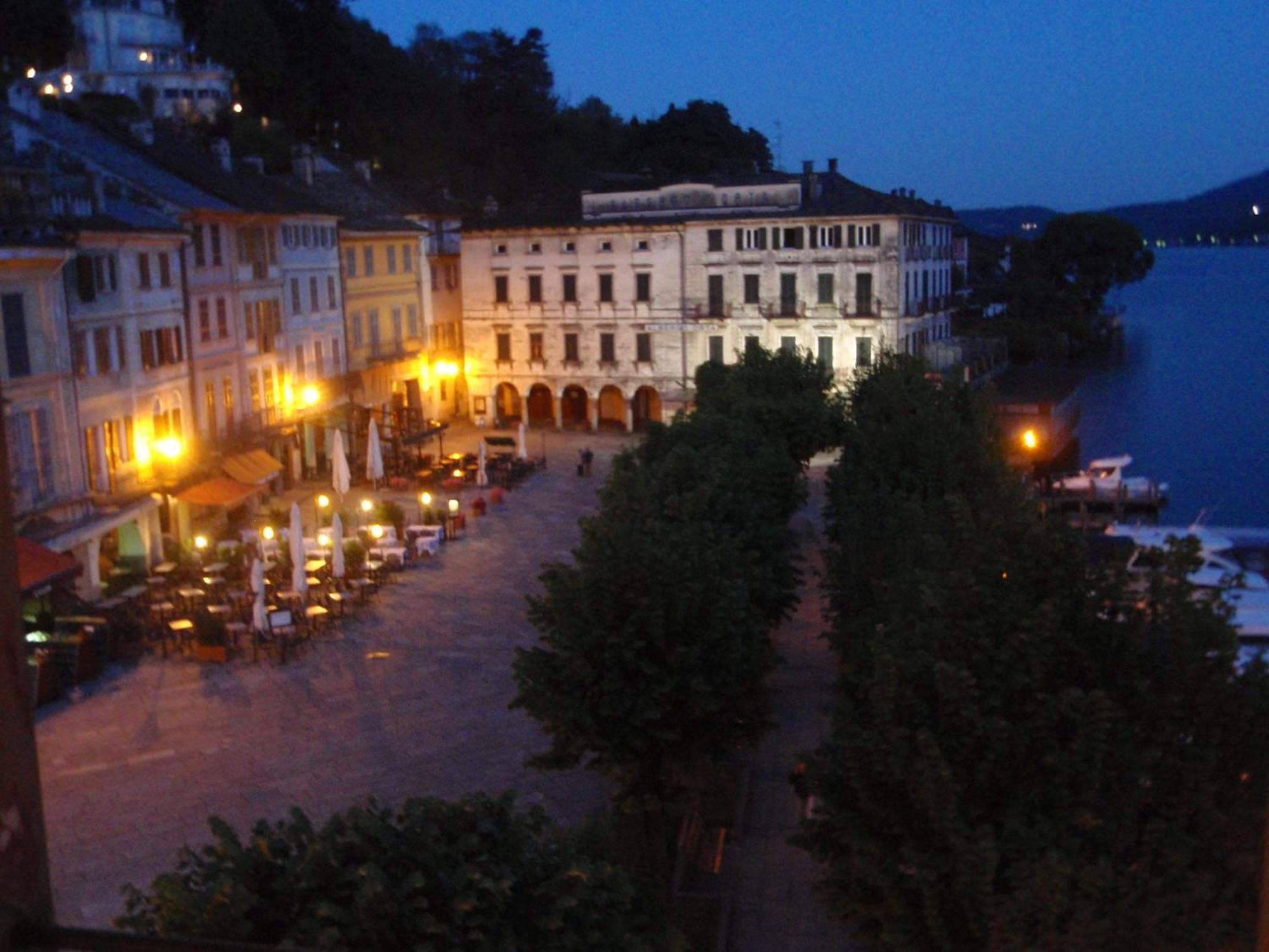 -Ortaflats- Appartamenti Imbarcadero & Palazzotto Orta San Giulio Exteriör bild